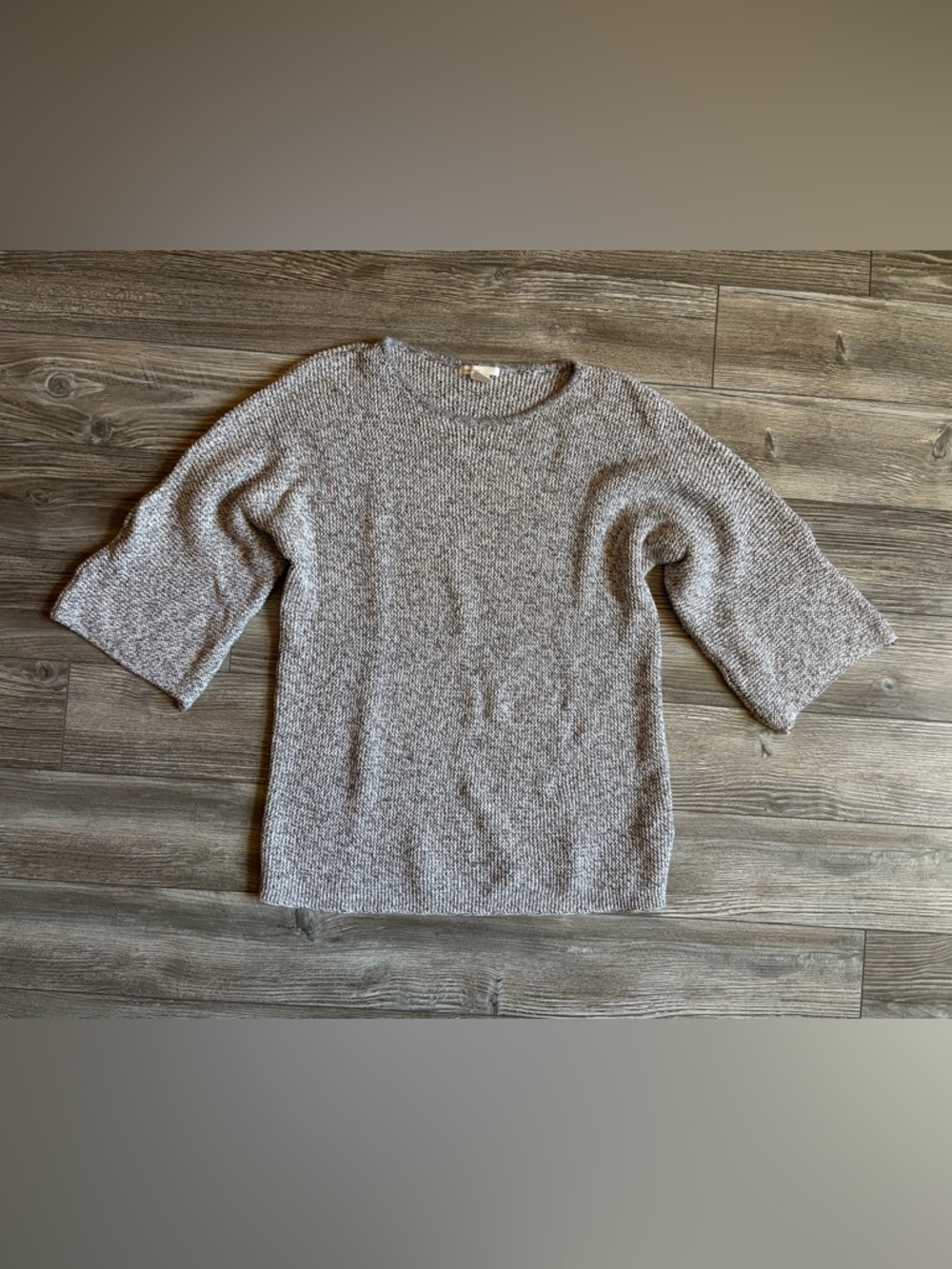 H&M Women's Light Heather Gray Scoop Neck Knit Sweater